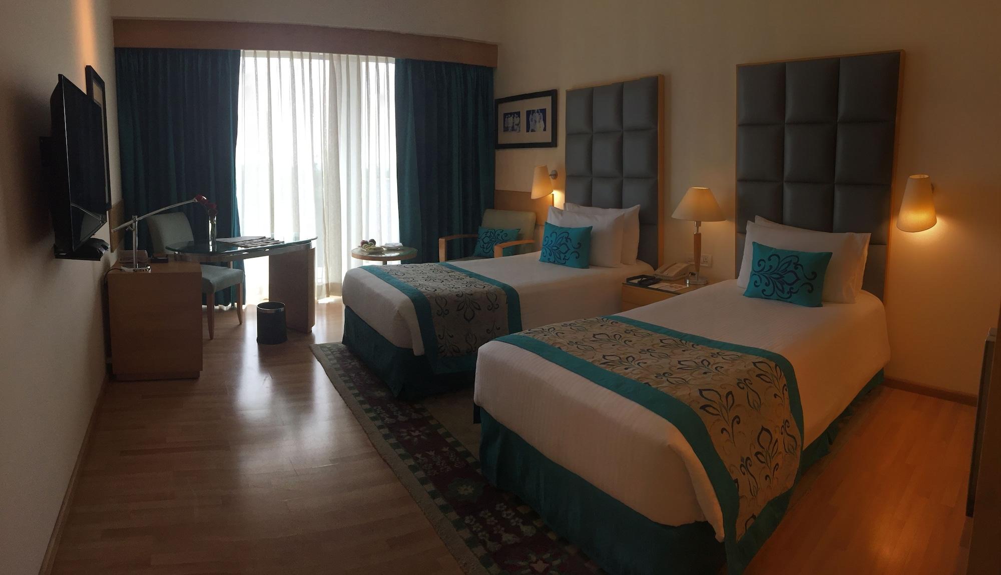 ทัชชาดิการ์ Hotel จัณฑีครห์ ภายนอก รูปภาพ A room at the Taj Bengal