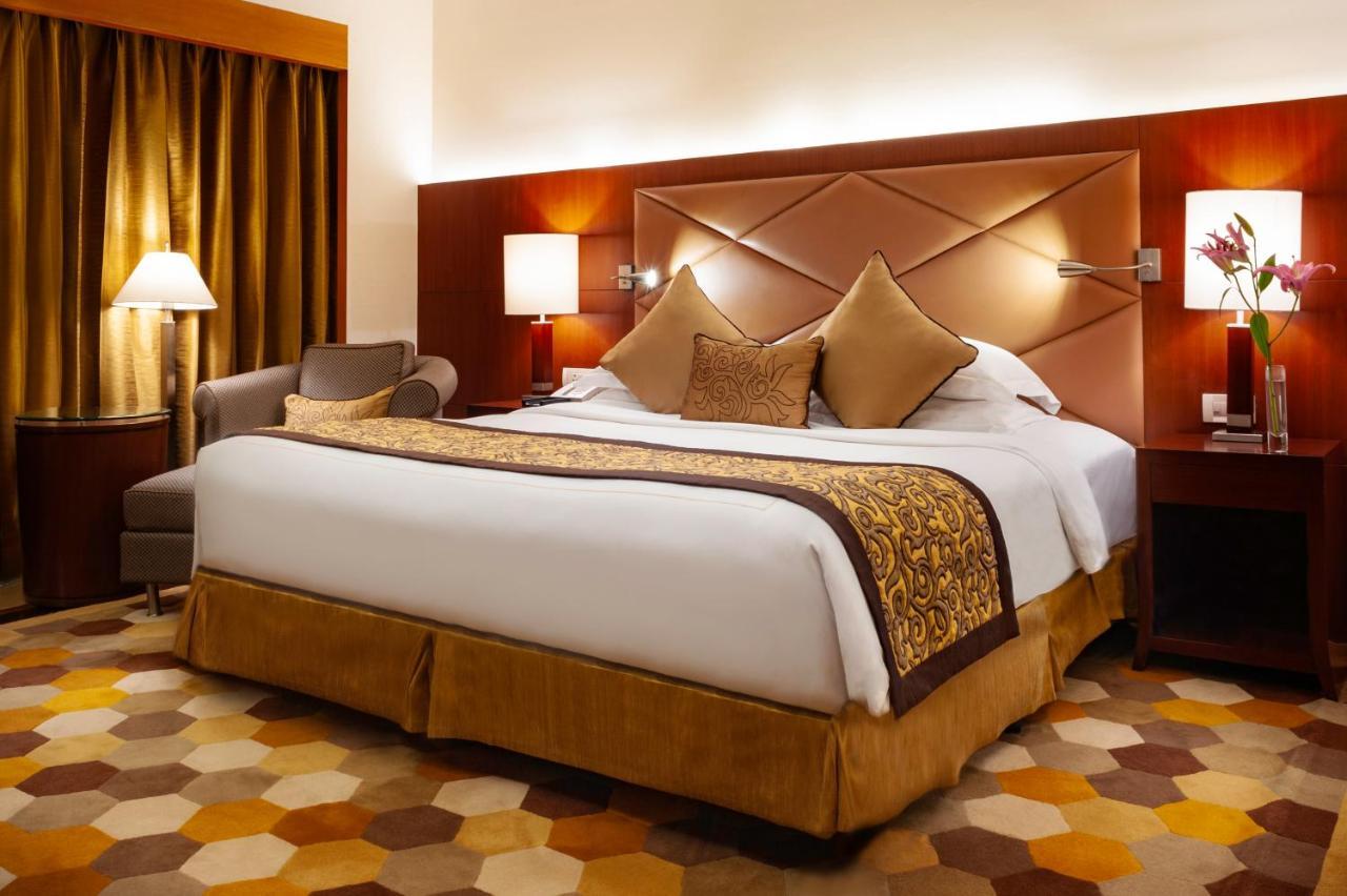 ทัชชาดิการ์ Hotel จัณฑีครห์ ภายนอก รูปภาพ